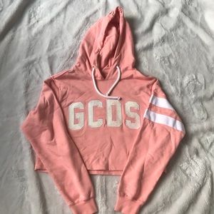 gcds cropped hoodie